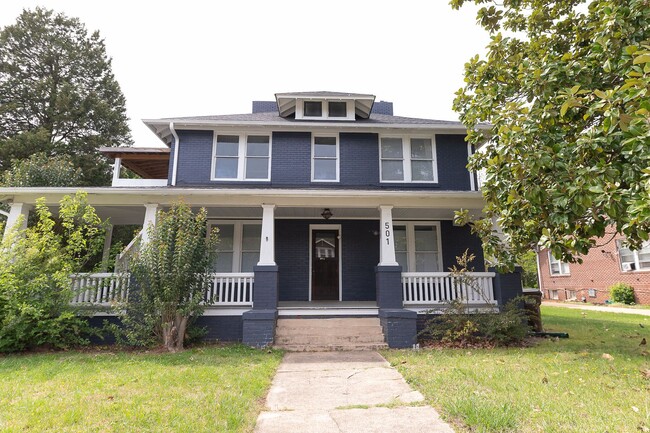 property at 501 Steele St