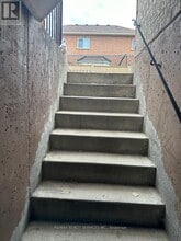 17 Eagle Plains Dr in Brampton, ON - Building Photo - Building Photo