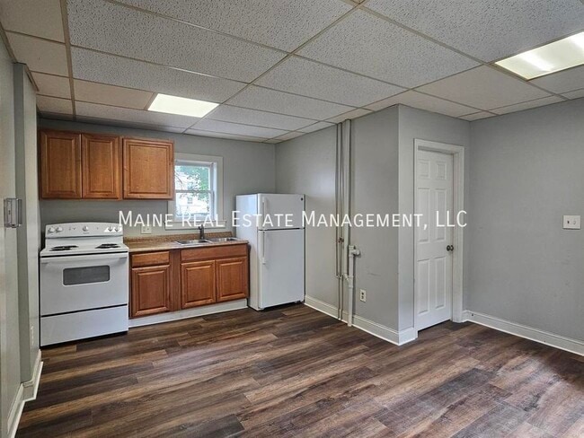 property at 139 Oak St