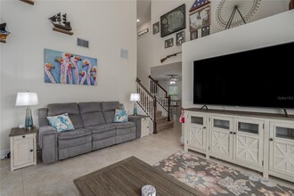 8825 52nd Ave E in Palmetto, FL - Foto de edificio - Building Photo