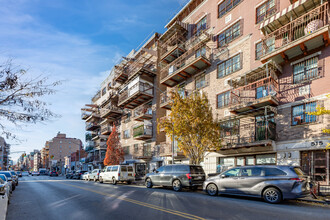 505 Flushing Ave in Brooklyn, NY - Building Photo - Building Photo