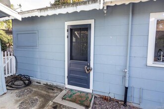 1172 Catalina St in Laguna Beach, CA - Building Photo - Building Photo