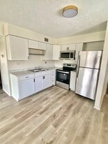 145 E Wellington Ave, Unit 2