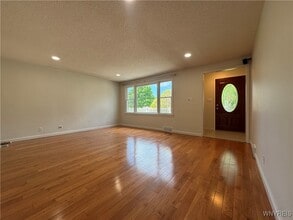 165 Carmen Rd in Buffalo, NY - Building Photo - Building Photo