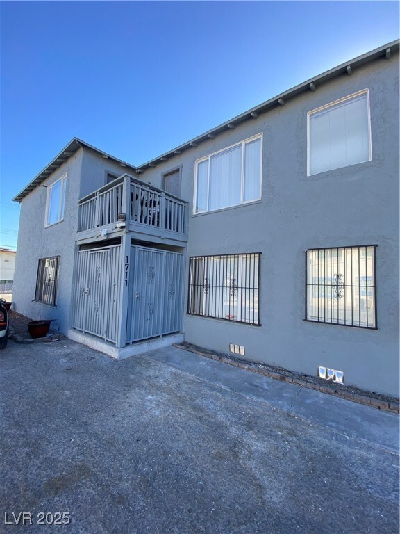 1711 Santa Paula Dr in Las Vegas, NV - Building Photo - Building Photo