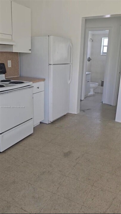 250 SW 11th Ave in Homestead, FL - Building Photo