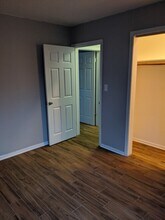 1302 Carol St, Unit TWO BEDS in Park Ridge, IL - Foto de edificio - Building Photo