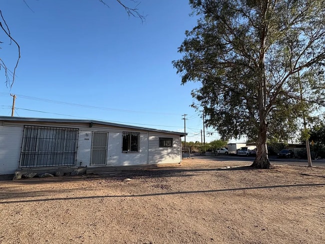 property at 4302 E 32nd St
