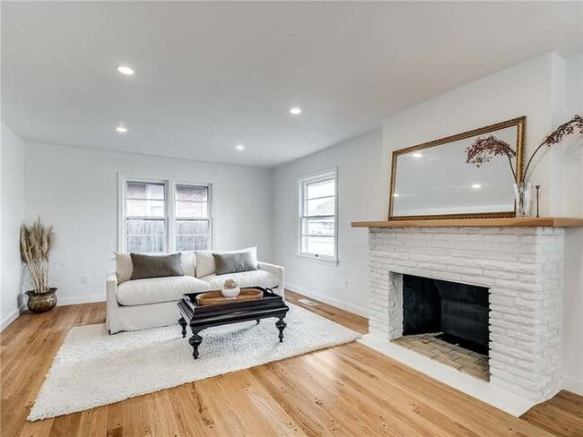 property at 2708 NW 34th St