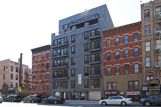 238 E 106th St in New York, NY - Building Photo - Building Photo