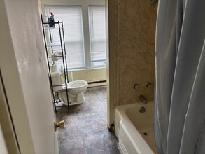 609 N 6th St, Unit 3A in Vincennes, IN - Foto de edificio - Building Photo