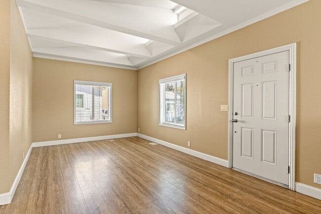 236 Smalley Ave in Hayward, CA - Building Photo - Building Photo