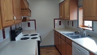 150 Leonard St, Unit 5 in Bloomsburg, PA - Building Photo