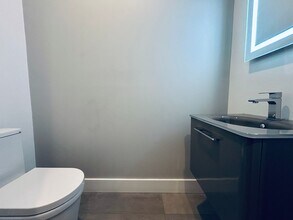 27 N 2nd St in Philadelphia, PA - Building Photo - Building Photo