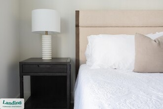 404 W 26th St, Unit 5108 in Charlotte, NC - Building Photo - Building Photo