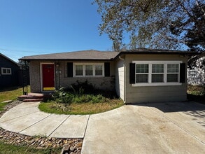 2703 30th St in Lubbock, TX - Building Photo - Building Photo