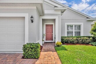 1055 Chase Austin Way in Sanford, FL - Building Photo - Building Photo