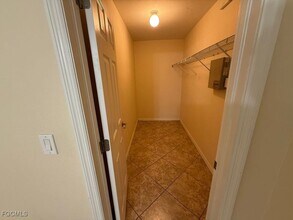 919 Berg St E in Lehigh Acres, FL - Building Photo - Building Photo