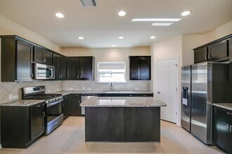 905 Falkland Trace in Pflugerville, TX - Building Photo - Building Photo