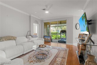 8310 Big Acorn Cir in Naples, FL - Building Photo - Building Photo