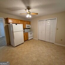 1207 Edna Pl in Macon, GA - Building Photo - Building Photo