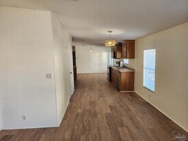 2339 San Juan Grande in Pensacola, FL - Building Photo