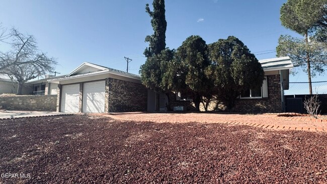 147 Belvidere St in El Paso, TX - Building Photo - Building Photo