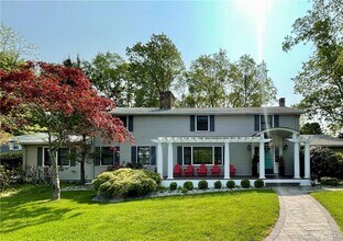 32 Tuxis Rd in Madison, CT - Building Photo - Building Photo
