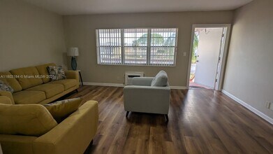 206 Norwich I in West Palm Beach, FL - Building Photo - Building Photo