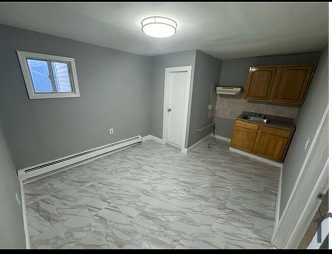 807 Summer Ave, Unit 2