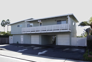 130 E 20th St in Costa Mesa, CA - Foto de edificio - Building Photo