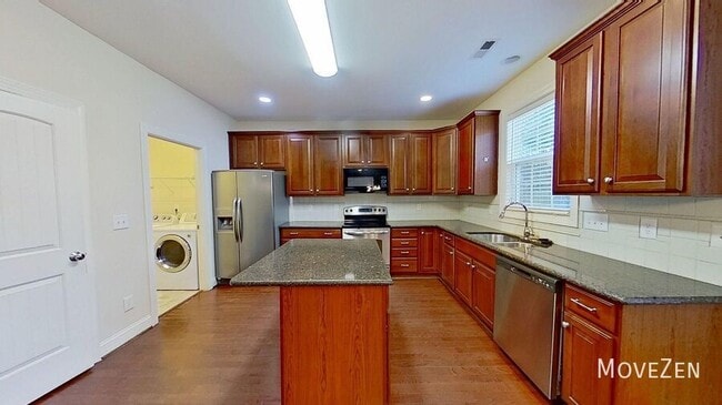 419 Golden Harvest Loop in Cary, NC - Building Photo - Building Photo