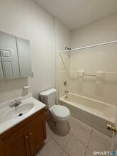 834 Park St in Hartford, CT - Building Photo - Building Photo