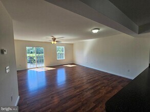 45 Bay Hill Ln in Magnolia, DE - Foto de edificio - Building Photo