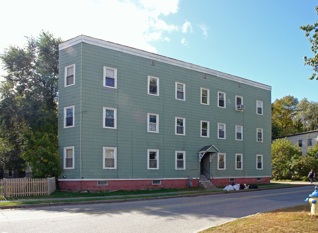 100 Mill St in Auburn, ME - Building Photo - Building Photo