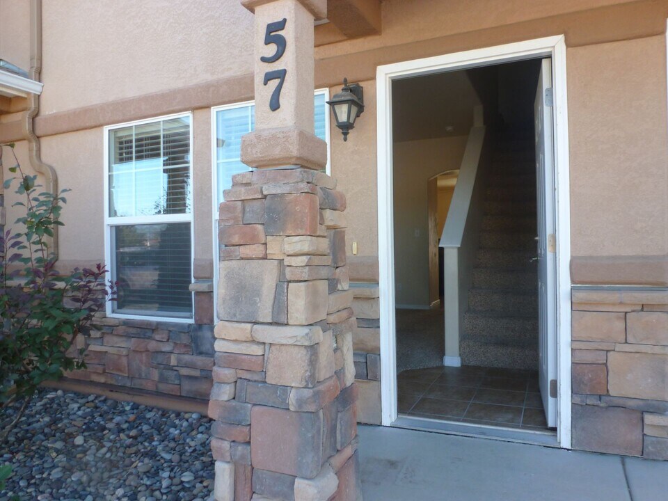 2481 Thunder Mountain Drive in Grand Junction, CO - Building Photo