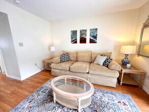 513 Seaport Blvd in Cape Canaveral, FL - Building Photo - Building Photo