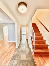 9303 Clanbrook Ct in Fairfax, VA - Building Photo - Building Photo