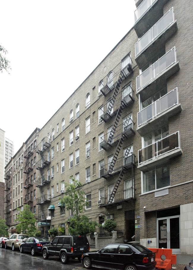 705-707 W 171st St in New York, NY - Building Photo - Building Photo