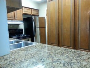 2725 Santa Fe St in Corpus Christi, TX - Building Photo - Building Photo