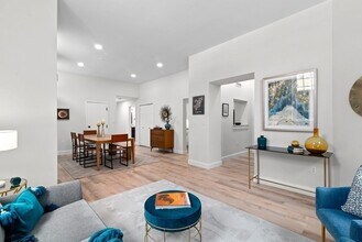 65 Glen Rd in Brookline, MA - Building Photo - Building Photo