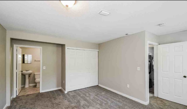 9043 9th Ave in Jacksonville, FL - Building Photo - Building Photo