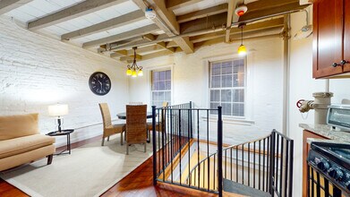 15 Union St, Unit 4 in Boston, MA - Foto de edificio - Building Photo