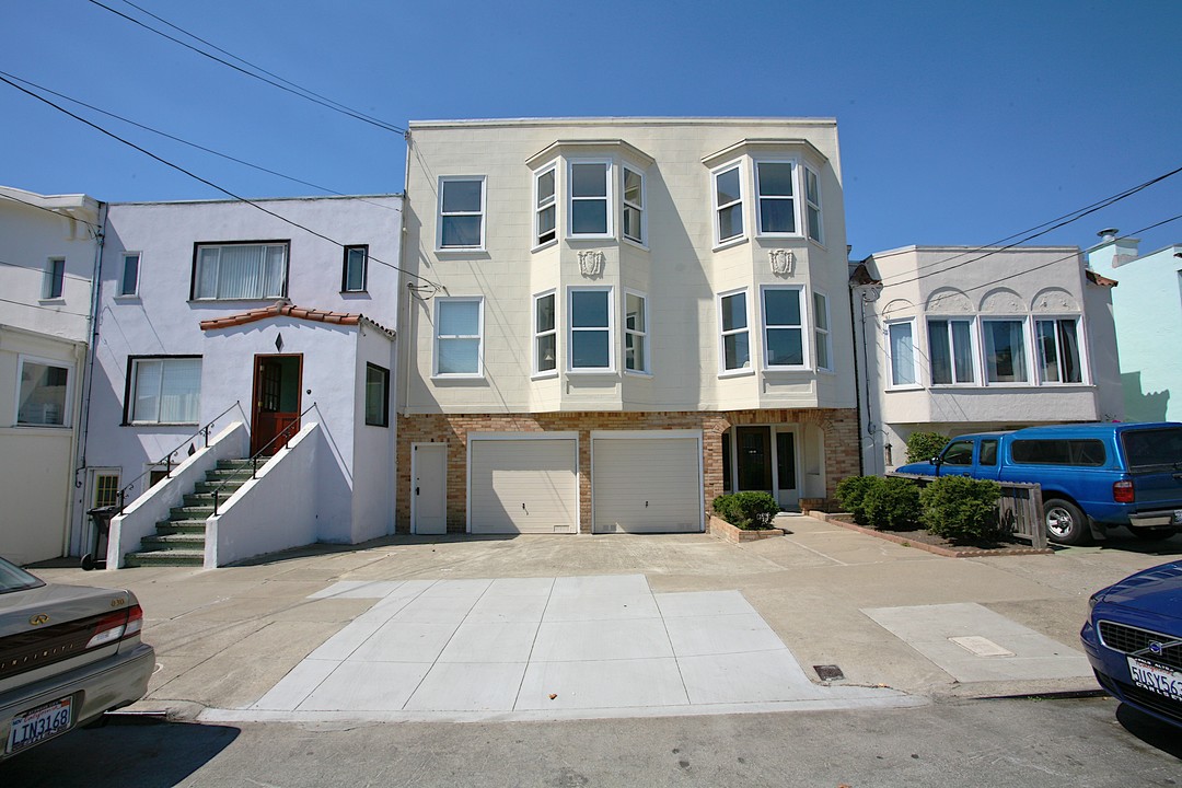 2349 27th Ave in San Francisco, CA - Building Photo