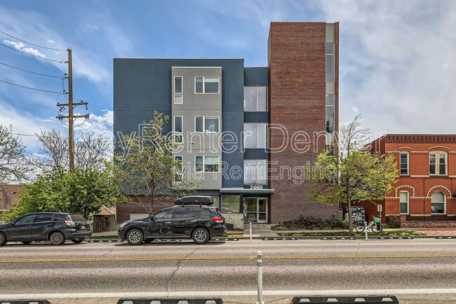 2460 W 29th Ave in Denver, CO - Building Photo - Building Photo