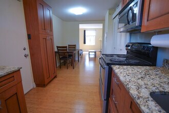 611 Westgate Ave, Unit A in University City, MO - Foto de edificio - Building Photo