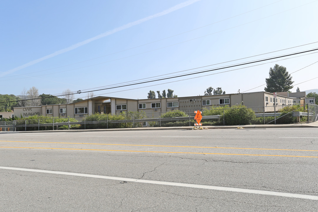 Oak Manor Apartments in Thousand Oaks, CA - Building Photo