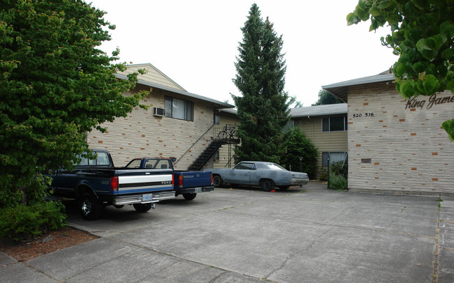 King James Apartments in Portland, OR - Building Photo - Building Photo