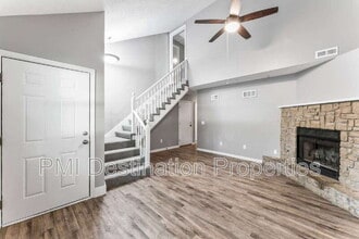 1322 N Harvey Dr in Olathe, KS - Building Photo - Building Photo