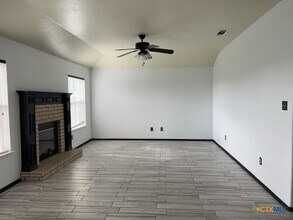 5702 Shawn Dr in Killeen, TX - Building Photo - Building Photo